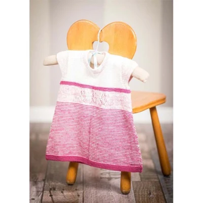 133-2 Vauvan mekko raidallinen ja reikäkuvio