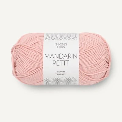 Sandnes Mandarin Petit 4002 Vaalea Persikkakukka
