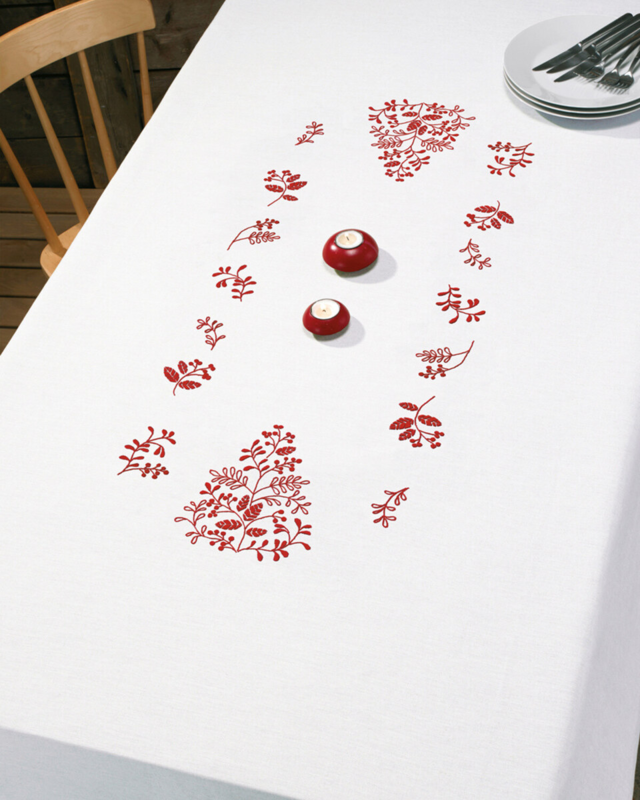 Kirjontapaketti Punaiset oksat 140 x 250 cm