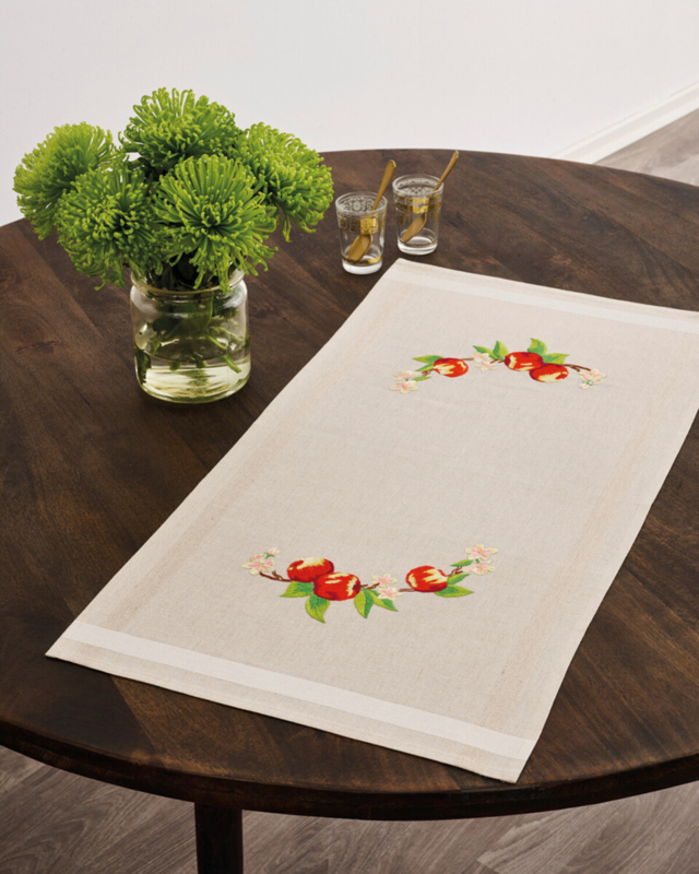 Kirjontapaketti Omenat 40x80 cm