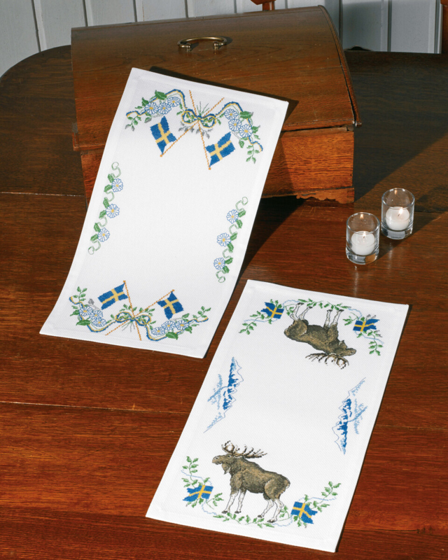 Kirjontapaketti Terveiset Ruotsista Lippu 25 x 48 cm