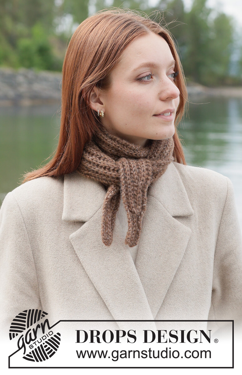 261-54 Walnut Whirl Shawl by DROPS Design