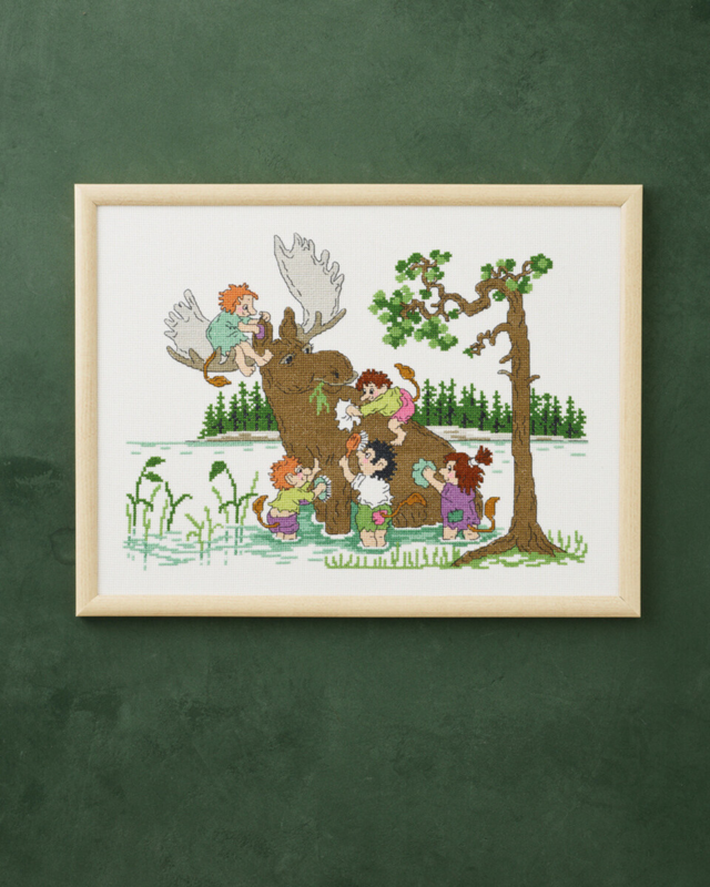 Kirjontapaketti Hirven pesu 40 x 30 cm