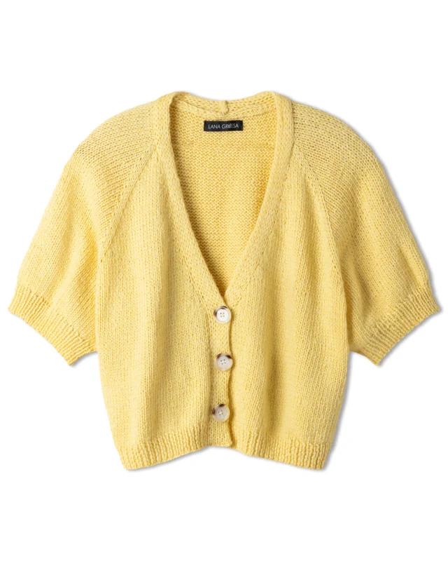 9231018_M4 Malli 04 – Lookbook 18: Raglantakki