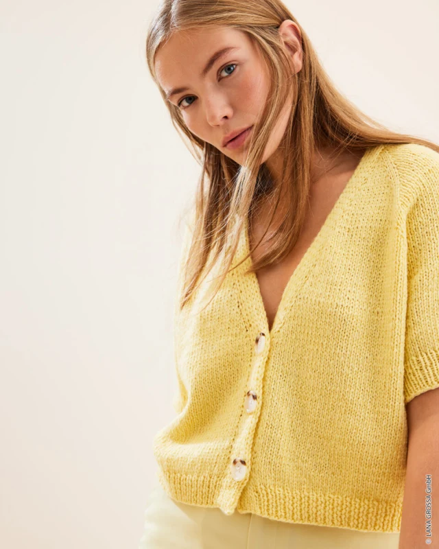 9231018_M4 Malli 04 – Lookbook 18: Raglantakki