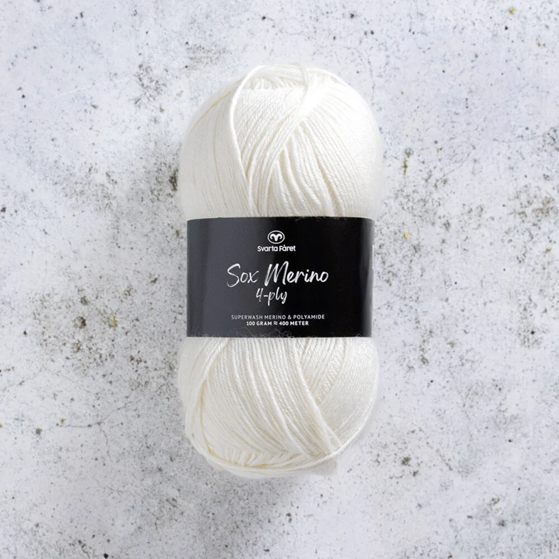 Svarta Fåret Sox Merino 4 ply 00 Luonnonvalkoinen
