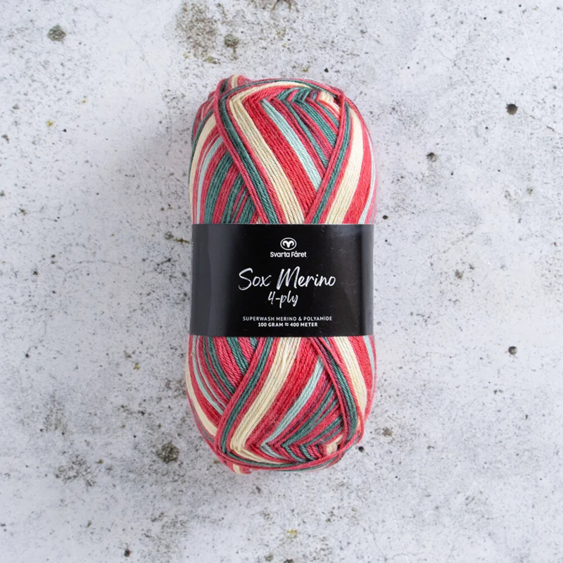 Svarta Fåret Sox Merino 4 ply 19 Omenakärry
