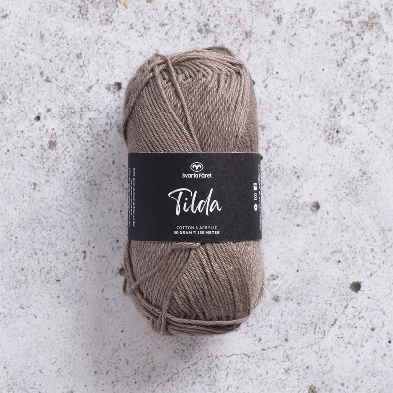 Svarta Fåret Tilda 25 Ruskea kirjava