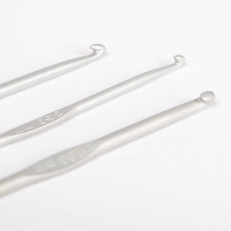 DROPS Basic Virkkuukoukut Alumiini 15 cm (2.00-5.00 mm)