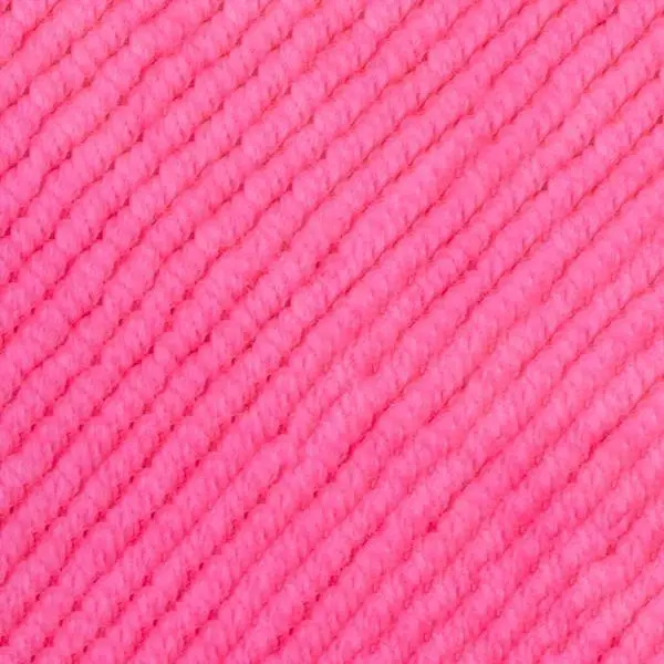 Yarn and Colors Baby Fabulous 035 Tyttömäinen pinkki