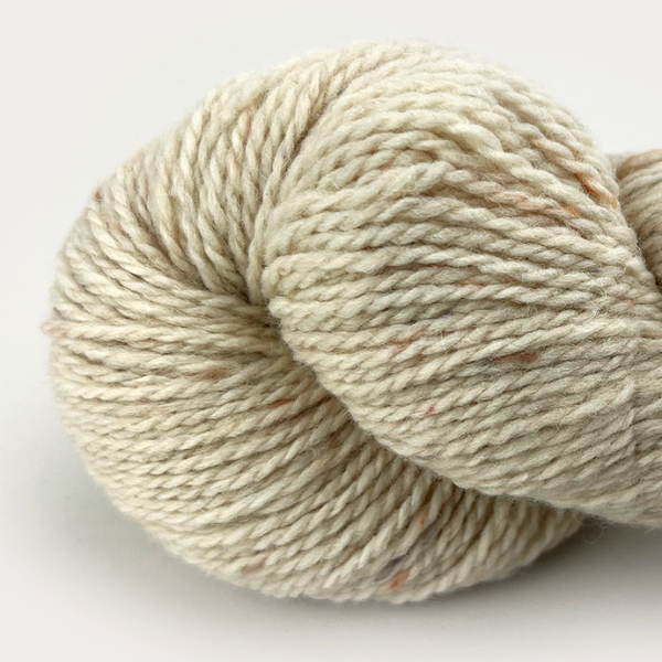 Permin Dagmar 09 Luonnonvalkoinen