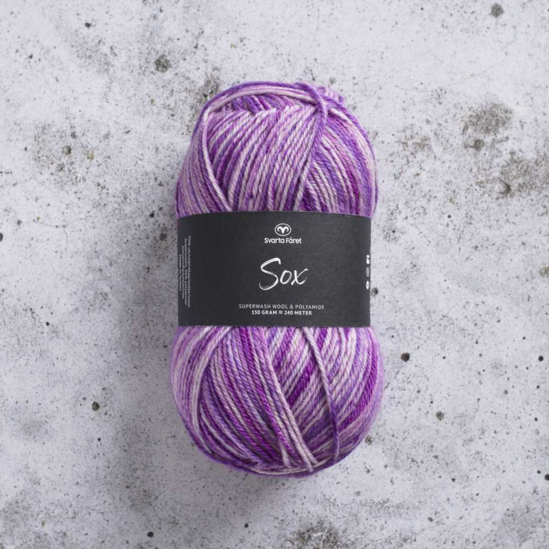 Svarta Fåret Sox 150 g 809 Kivipestyt purppurat