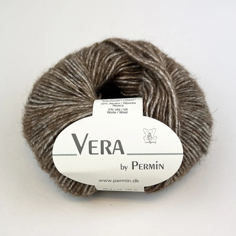 Permin Vera 22 Tumma suklaa