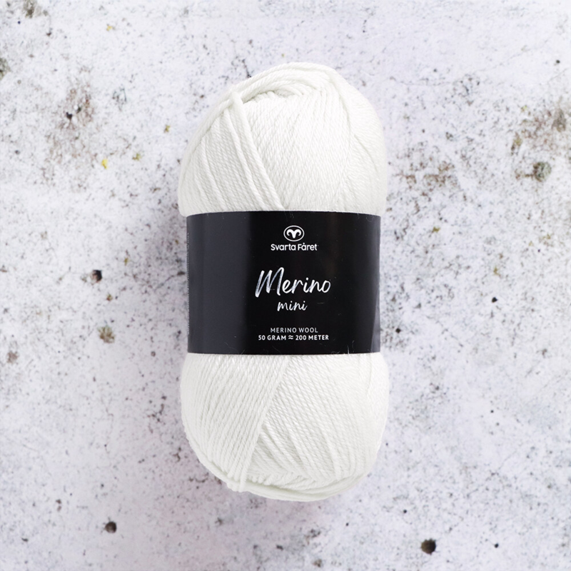 Svarta Fåret Merino Mini 30 Lumivalkoinen
