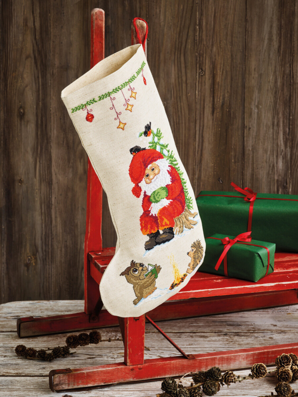 Kirjontapaketti Pöllö lukee 27 x 44 cm