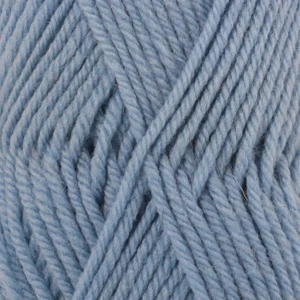 30 Vaaleansininen farkut (Uni Colour)