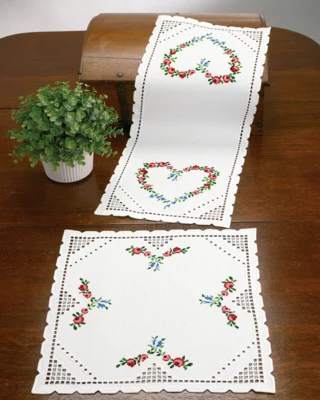 Kirjontapaketti Hardanger sydän 29 x 69 cm