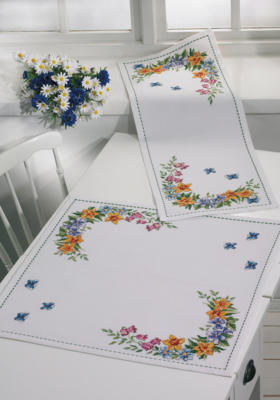 Kirjontapaketti Kevät 34 x 89 cm