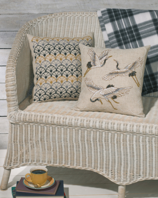 Kirjontasarja Tuuliviiri väreissä 40 x 40 cm