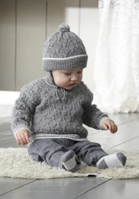 2080 Vauvan pusero ja hattu kierteillä