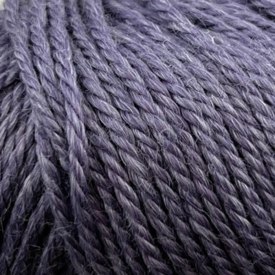 607 Vaalea violetti