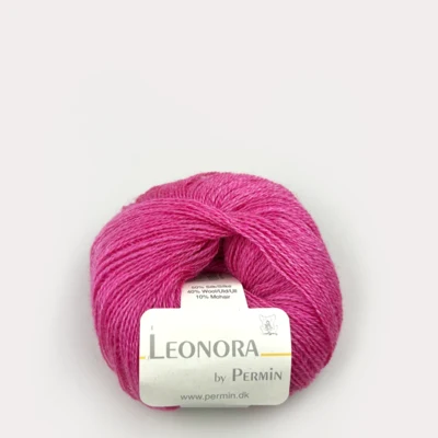 25 Lämmin pinkki