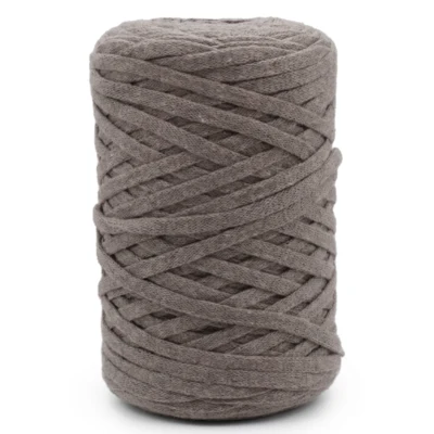 09 Tumma beige