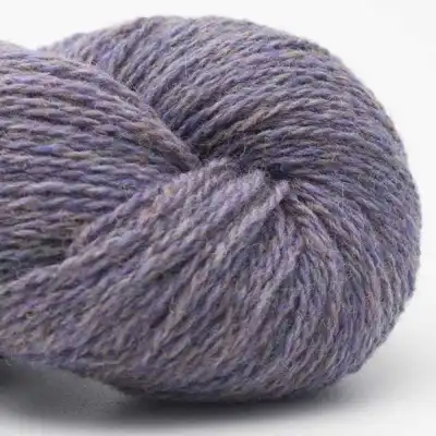25 Vaalea liila