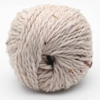 03 Vaalea beige