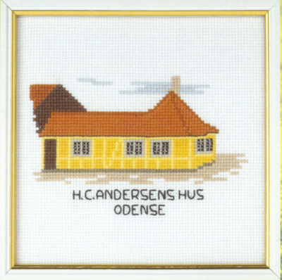 Kirjontatarvike H.C. Andersenin talo 15 x 15 cm