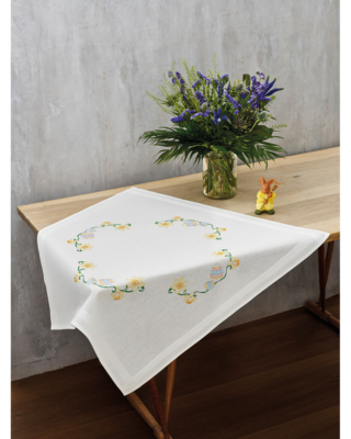 Kirjontasetti Pääsiäisliljat & munat 80 x 80 cm