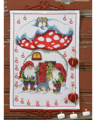 Kirjontasarja 2 tonttua kissa mukana 5125/38 38 x 53 cm